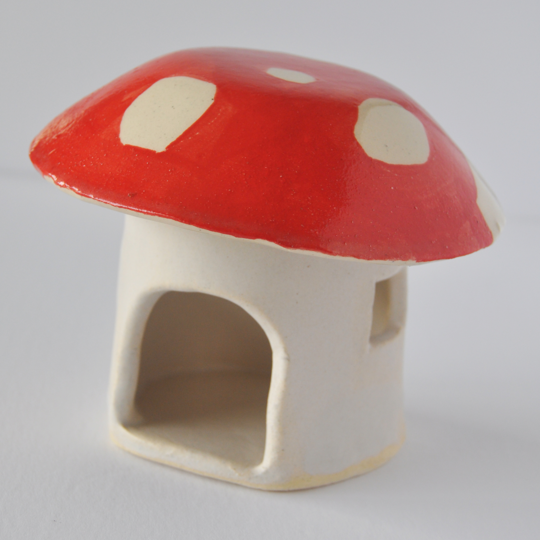 Mushroom house wax melter